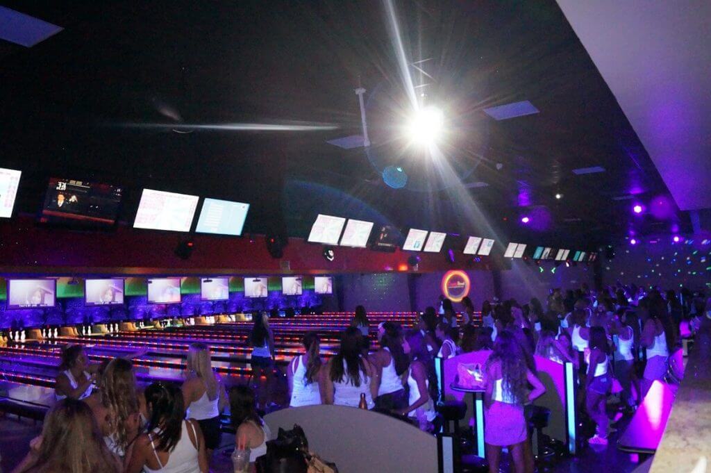 Glow Bowling